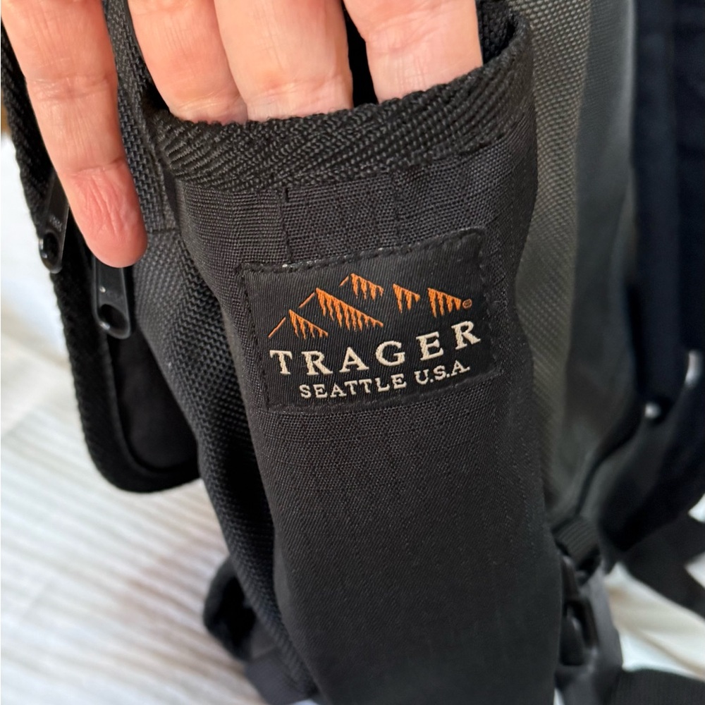 Trager Seattle Padded Laptop Convertible Backpack View 6